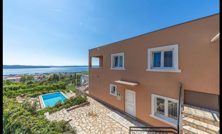Apartman Marinovic Каштела Экстерьер фото
